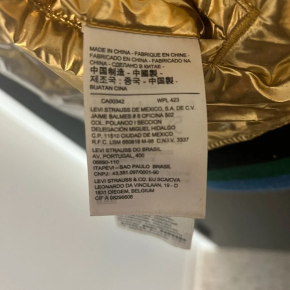 Fun Y2K Levi’s reversible thermal jacket women’s medium but is def for  all - Picture 6 of 9